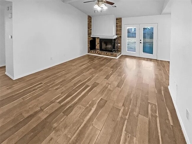 Photo - 10217 S Hillcrest Dr Apartment