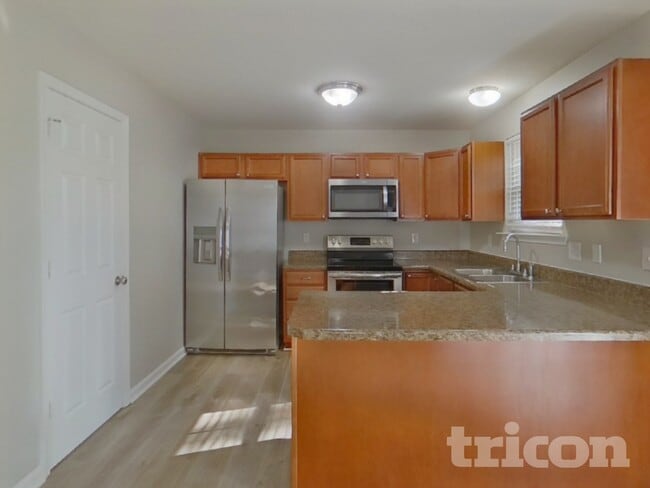 Building Photo - 6 Alderwood Ct