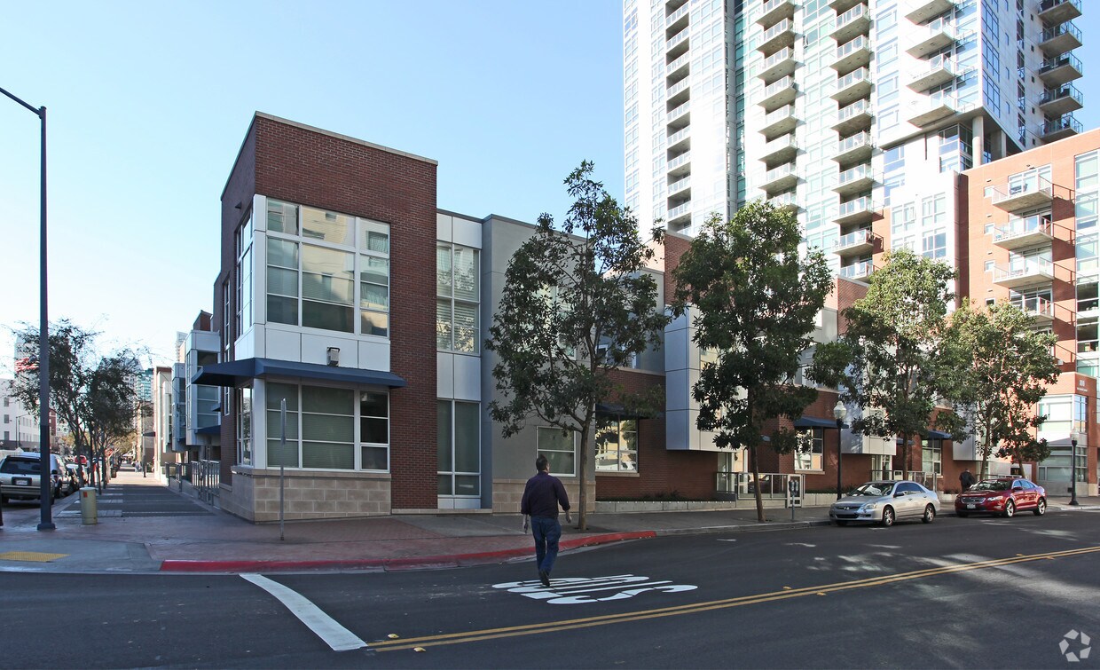 The Mark Apartments in San Diego, CA