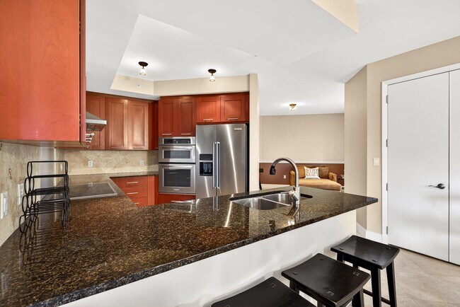Foto del edificio - 2409 N Ocean Blvd