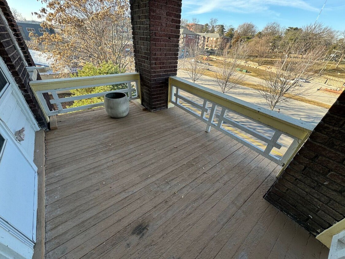 Apartment in KCMO Condo for Rent in Kansas City, MO