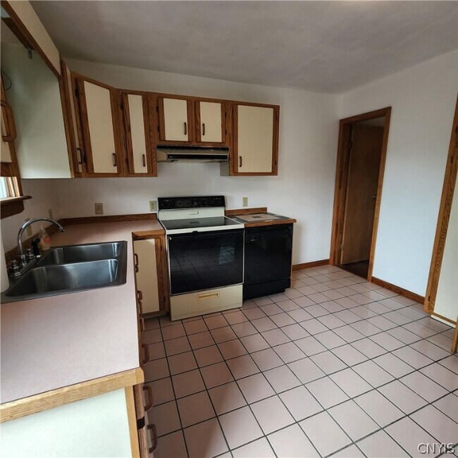 Building Photo - 416 Moffett St