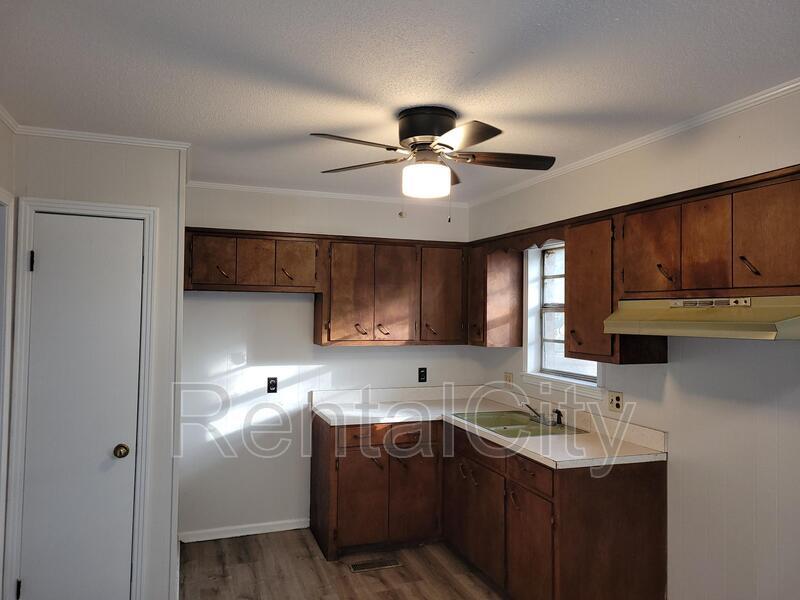 107 Park Cir, Trenton, TN 38382 House Rental in Trenton, TN
