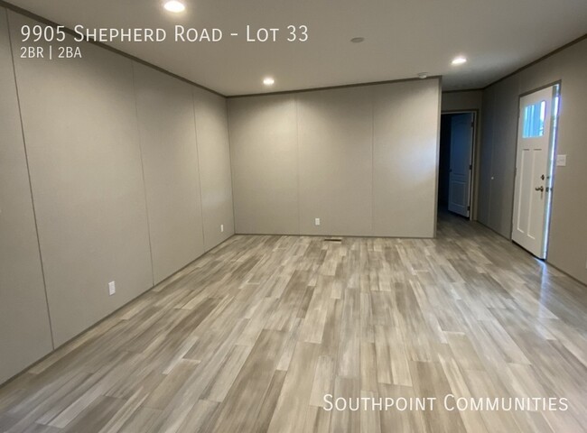 Foto del edificio - 9905 Shepherd Rd