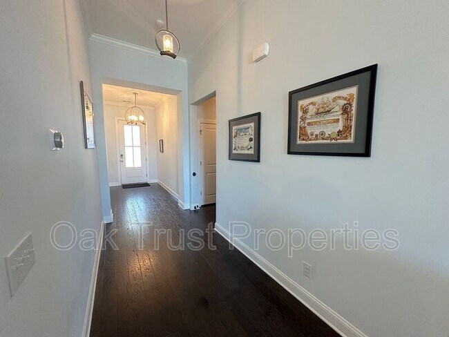 Building Photo - 224 Seaworthy St