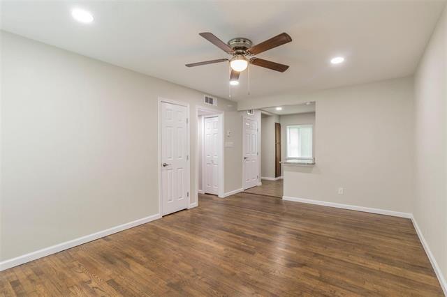 Foto del edificio - 4714 Old Benbrook Rd