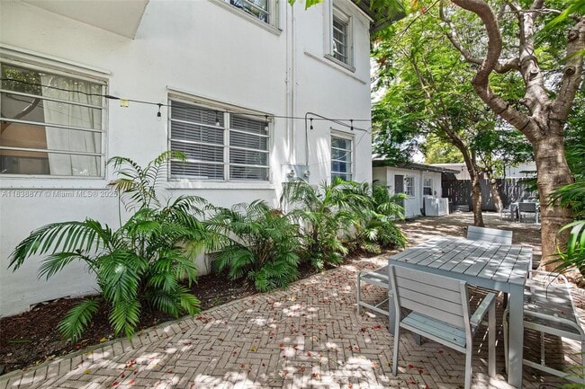 Building Photo - 220 Beacom Blvd
