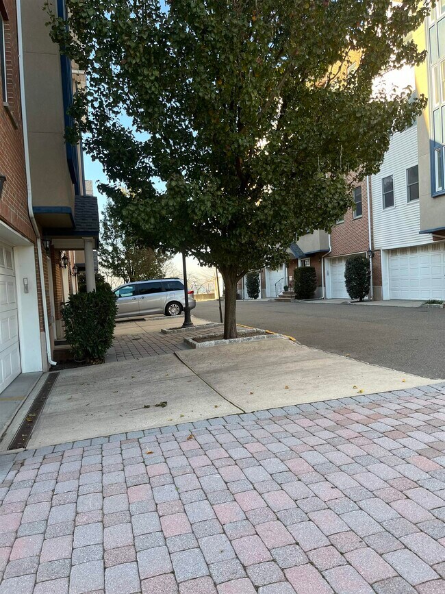 Foto del edificio - 620 38th St