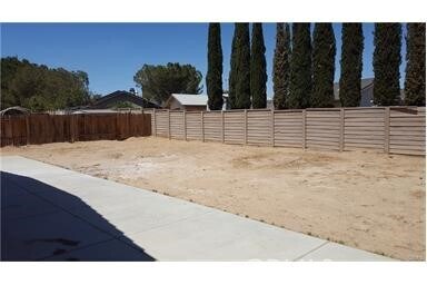 Foto del edificio - 14174 Dartmouth St