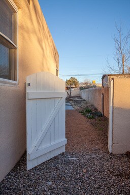 Building Photo - 2842 Washington St NE