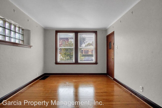 Building Photo - 3510 Lawn Ave