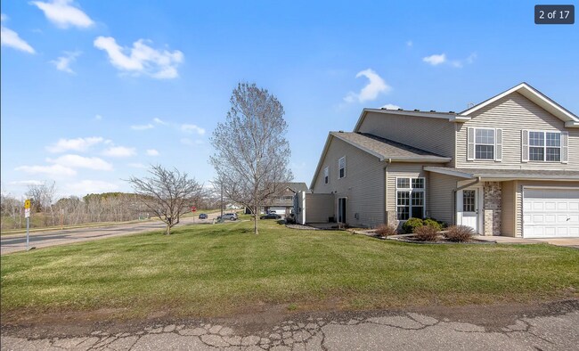 Foto del edificio - 601 Meadow Ln