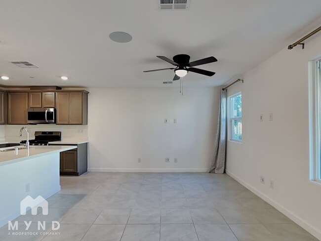 Building Photo - 3534 Alpheus River Ave