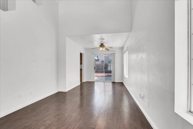 Foto del edificio - 8217 Beekman St