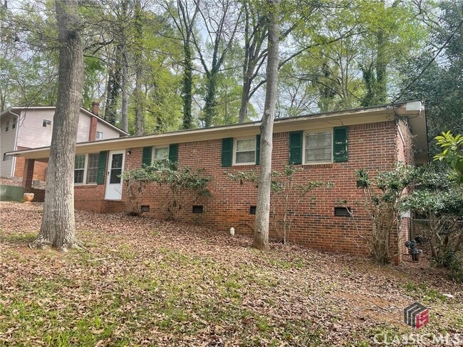 Building Photo - 165 Rivermont Rd