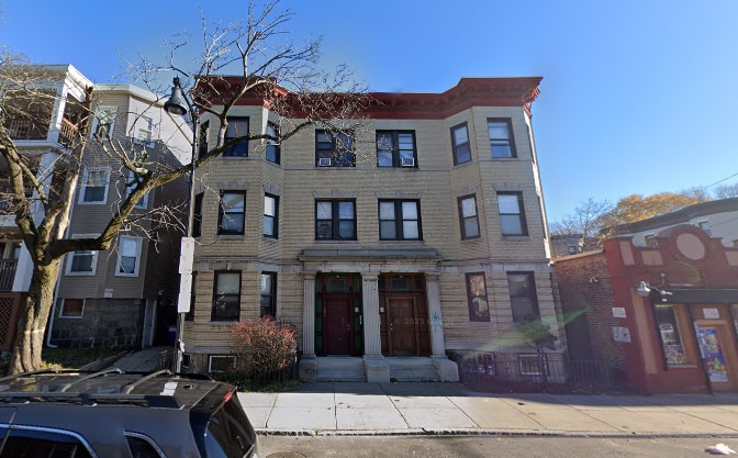 Foto principal - 156 Washington St