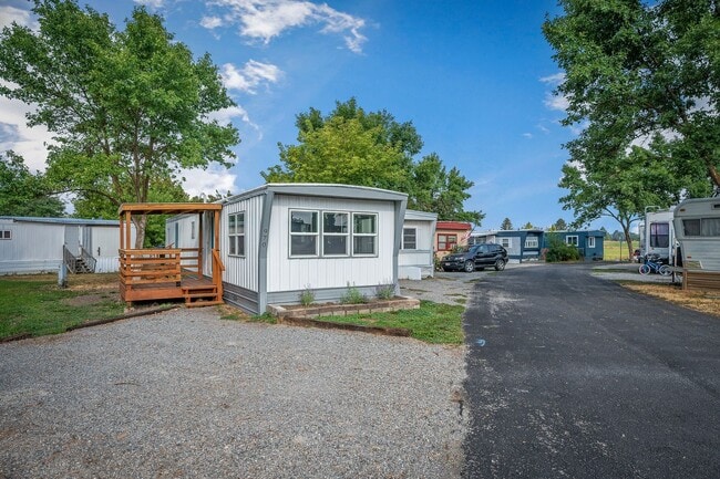 Building Photo - Maranatha Mobile Park 2 bed 1 bath