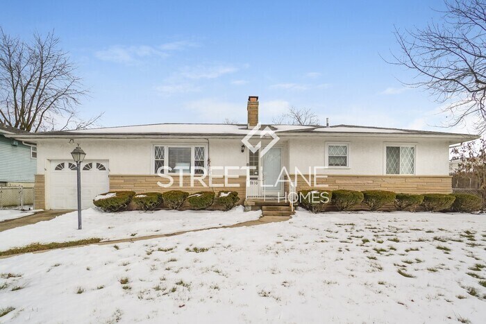 Primary Photo - REDUCED!- Spacious 3 Bedroom in Columbus!
