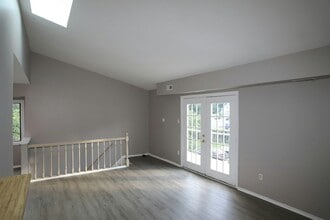 Building Photo - 1709 Crimson Tree Way