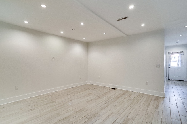 Photo - 727 Quebec Pl NW Townhome