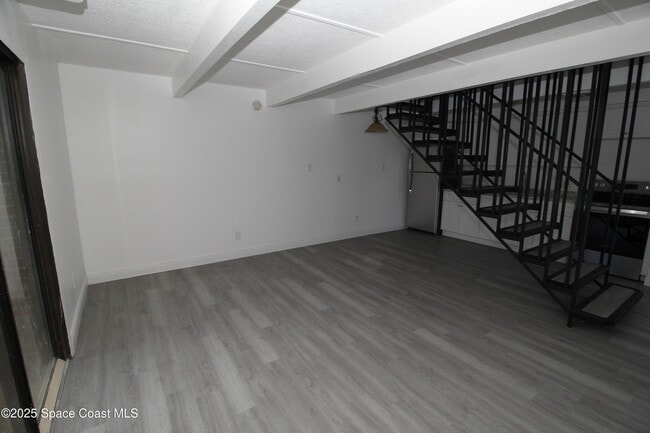 Building Photo - 3816 Overlook Dr