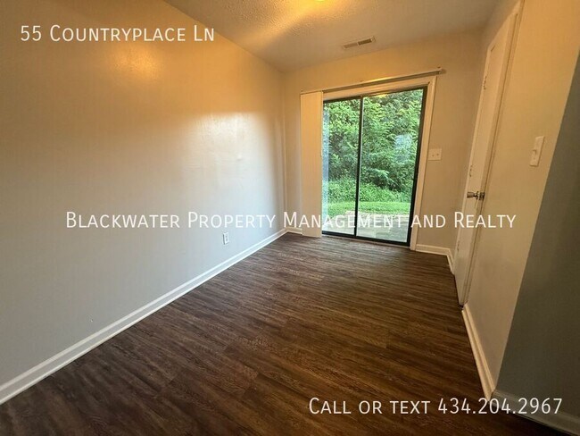 Foto del edificio - 55 Countryplace Ln