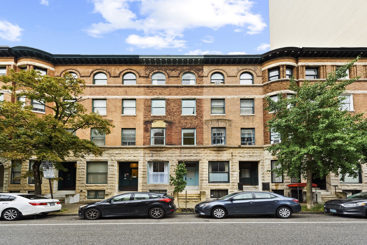 Primary Photo - 1119 N Calvert St