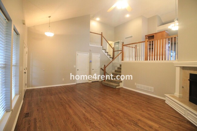 Foto del edificio - Beautiful Olathe Home, Updated Kitchen, Fe...