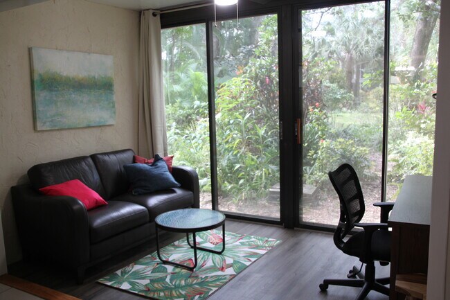 Building Photo - 1508 Pelican Cove Rd