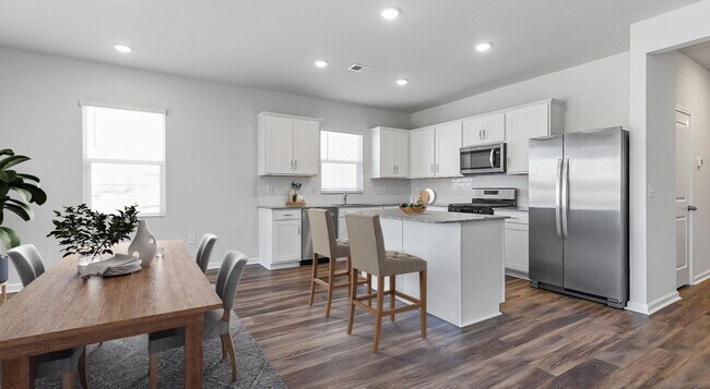 Foto del edificio - 4231 Sylvan Lp