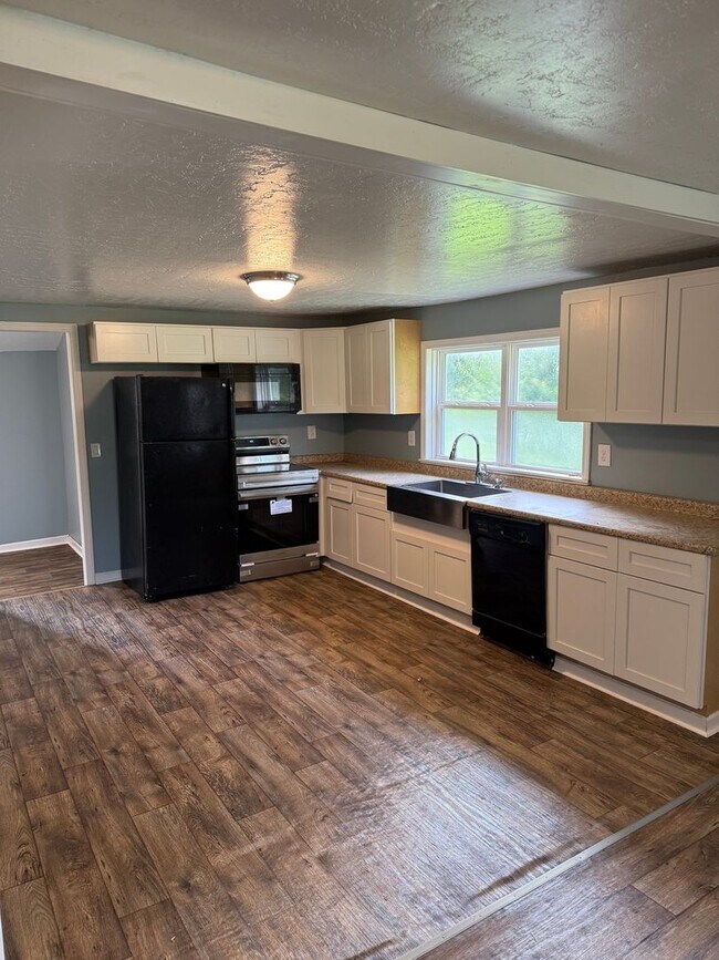 Foto del edificio - Charming 2BR House in Gleason