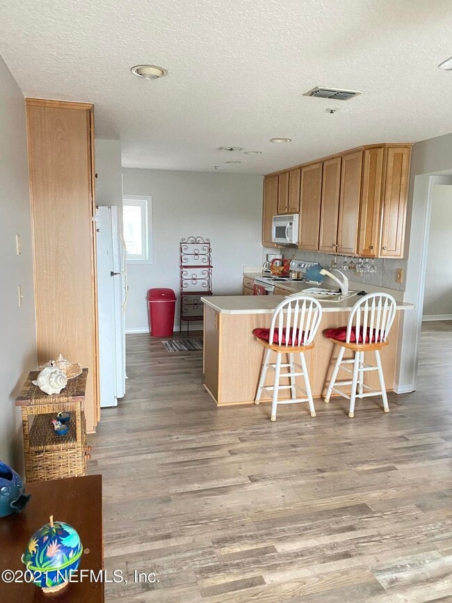 Building Photo - 201 10th St N