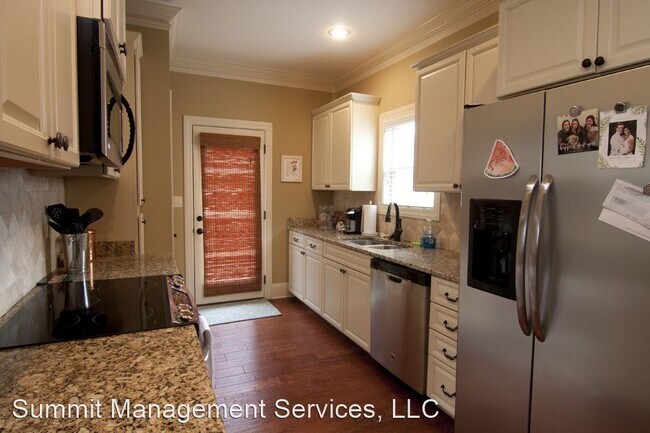 Building Photo - 3 br, 3 bath House - 102 Falls Grove Drive