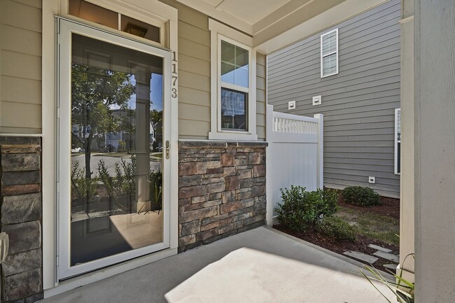 Building Photo - 1173 Little Gem Ln