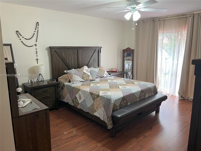 Foto del edificio - 10270 NW 46th St