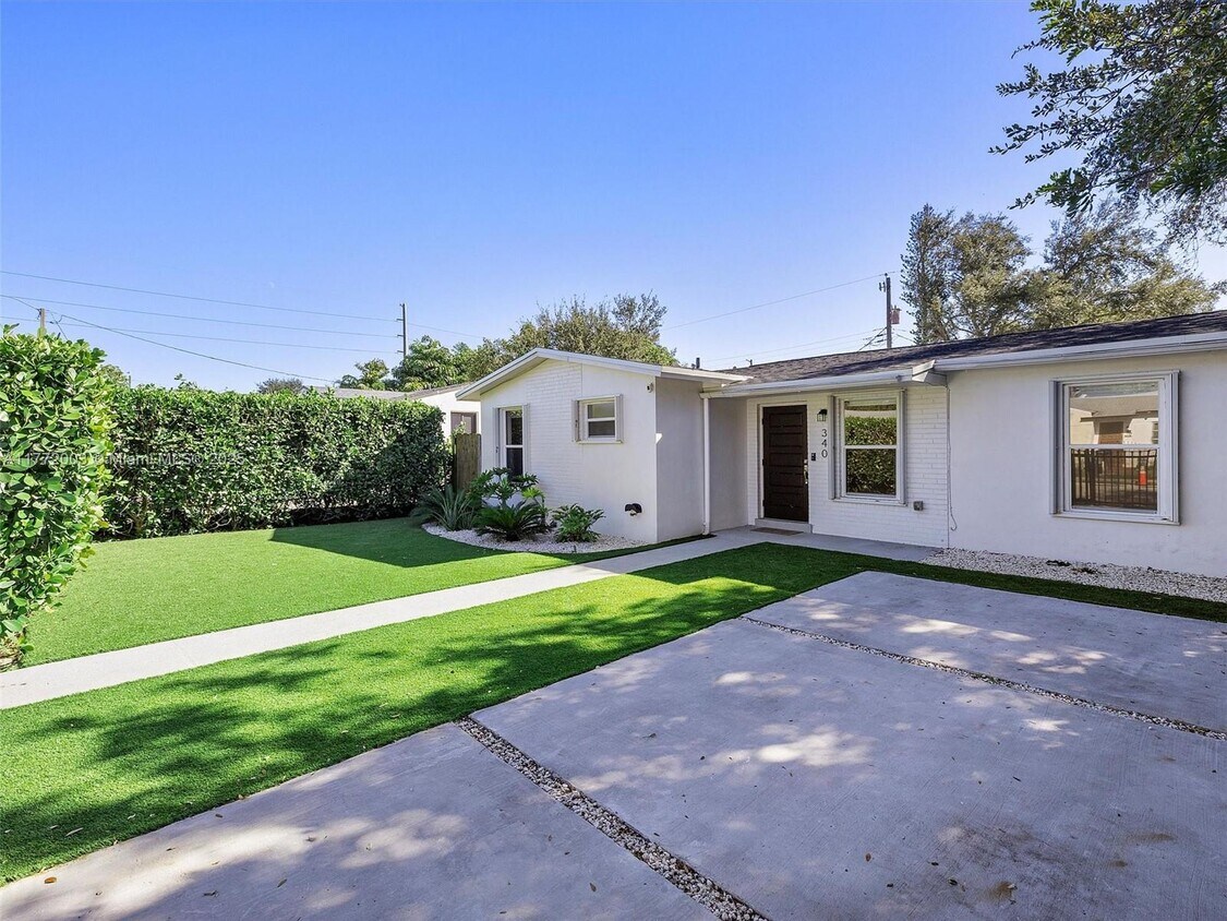 Primary Photo - 340 NW 45th St