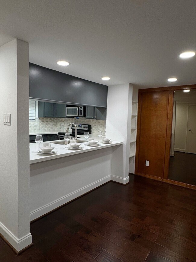 Foto del edificio - 14777 Wunderlich Dr