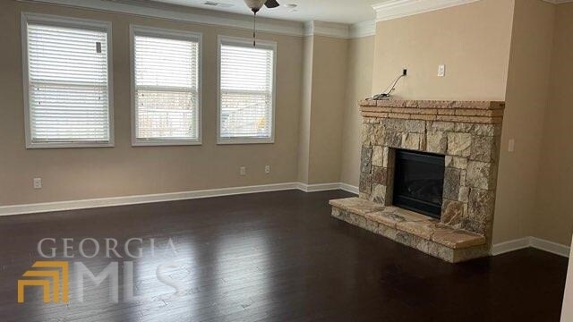 Building Photo - 4735 Sanderling St