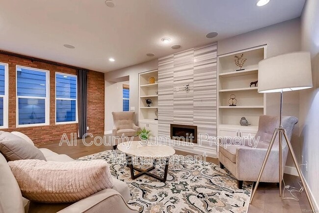 Foto del edificio - 1112 S Grant St