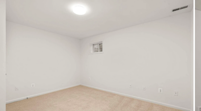 Foto del edificio - 6612 Gleaming Sand Chase Rd