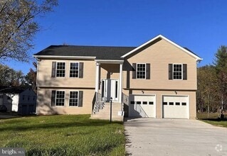 Building Photo - 8112 Leland Rd