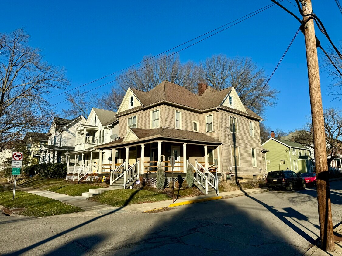 Primary Photo - 401 N McKean St