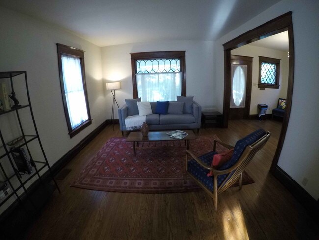 Foto del edificio - 863 S Illinois St