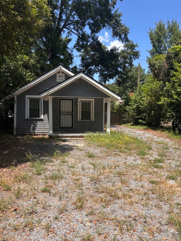Foto principal - 434 Burton Ave