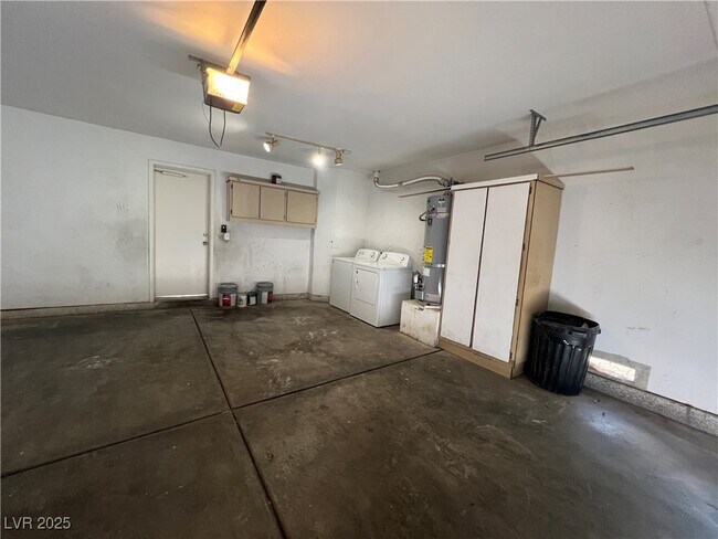 Foto del edificio - 5586 Lago Ct