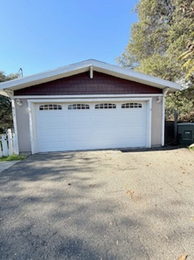 Foto del edificio - Auburn Cutie