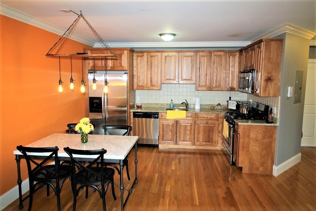 Photo - 255 Winter St (Waltham, MA)