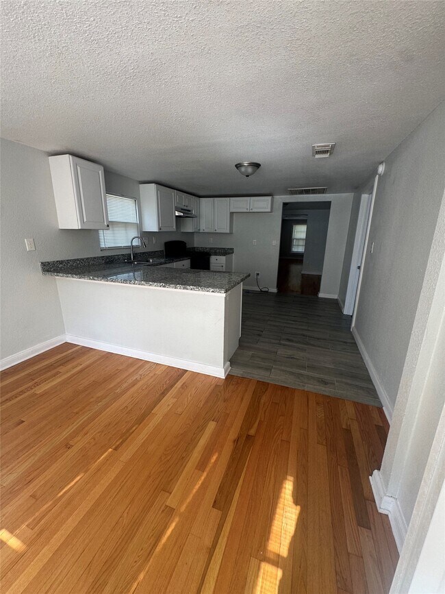 Foto del edificio - 512 Rice St