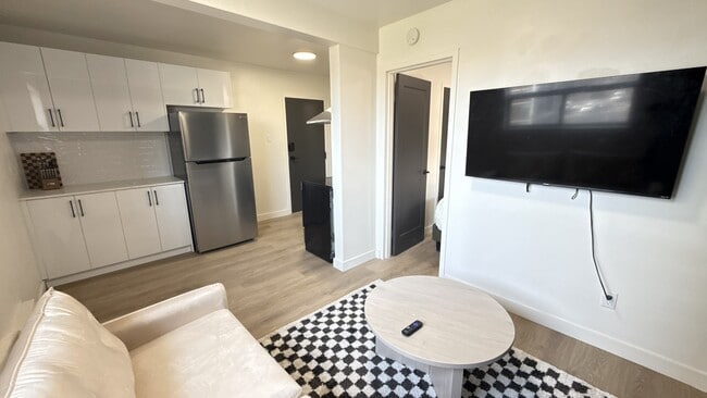 Building Photo - 62 Triller Ave