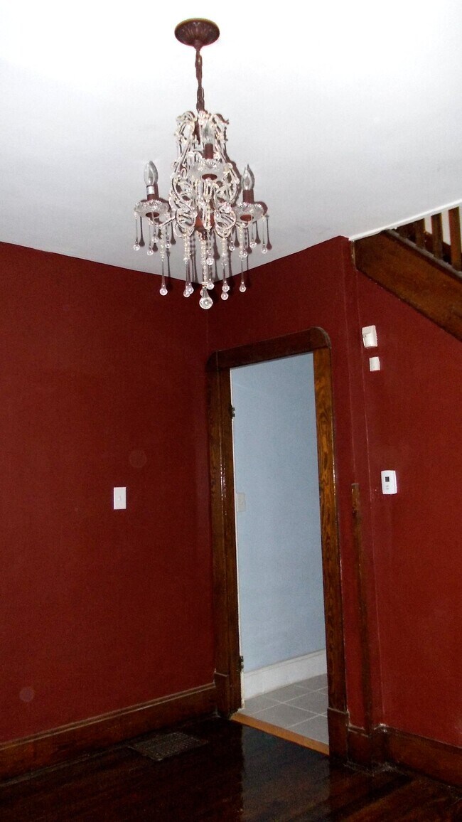 Foto del edificio - 2312 E 12th St